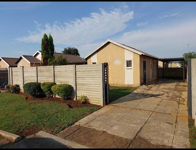 2 BEDROOM HOUSE FOR SALE IN WINDMILL PARK